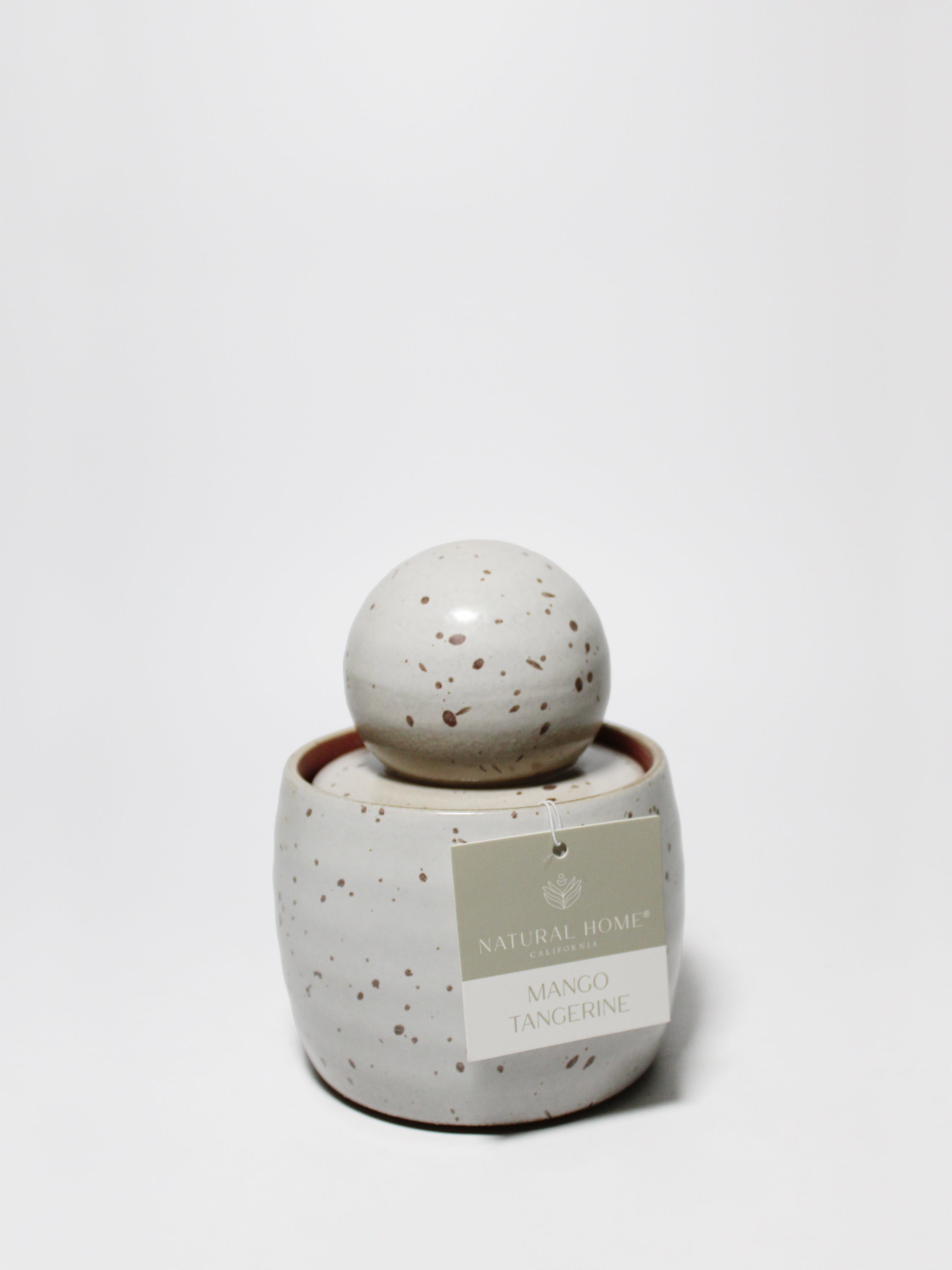 Mango Tangerine Natural Home 13 oz scented candle